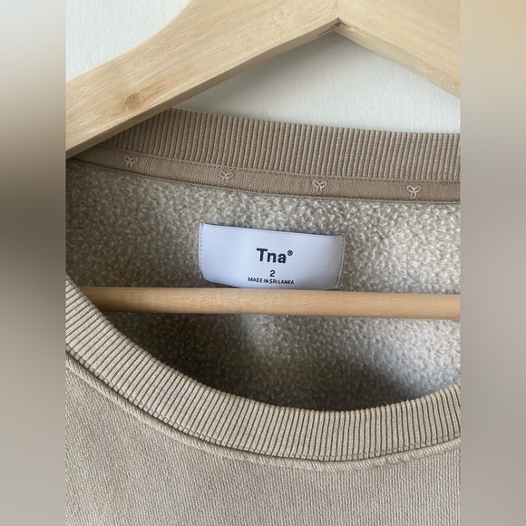 SOLD Aritzia TNA cropped boyfriend sweatshirt - Picture 2 of 2